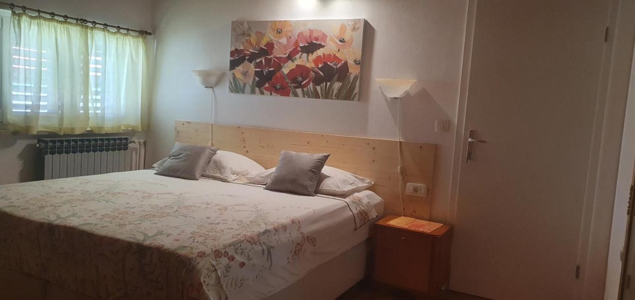 Aneli Rooms & Apartament Rovinj Exterior photo